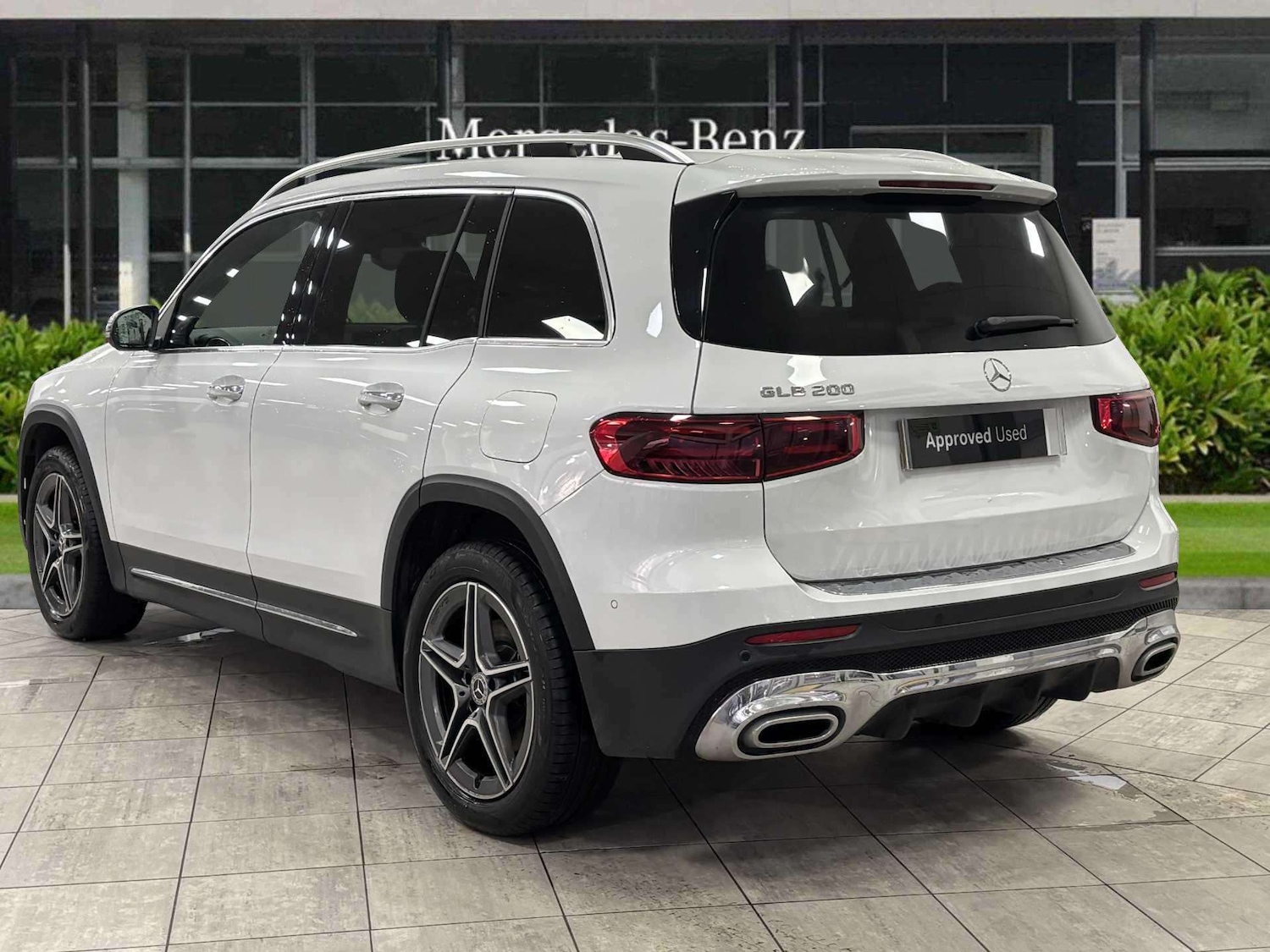 Used Mercedes-Benz GLB 2025 for sale - 77011204: Photo 4