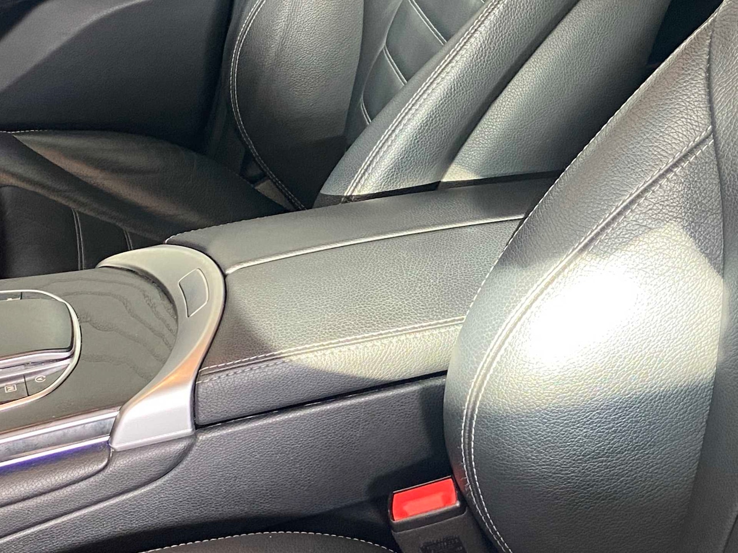 Used Mercedes-Benz GLC 2022 for sale - 76373753: Photo 16