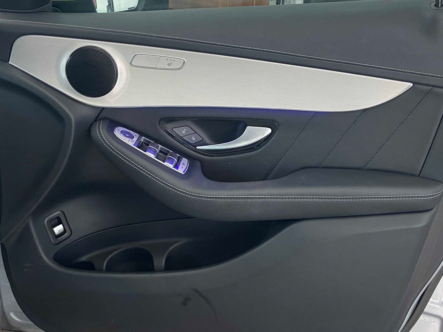 Used Mercedes-Benz GLC 2022 for sale - 76373753: Photo 24