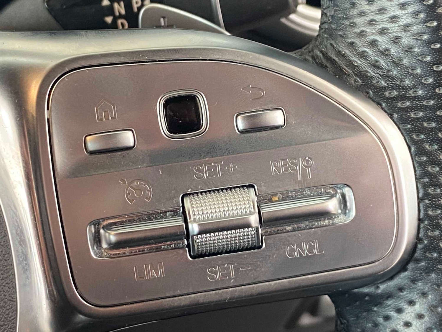 Used Mercedes-Benz GLC 2022 for sale - 76373753: Photo 30