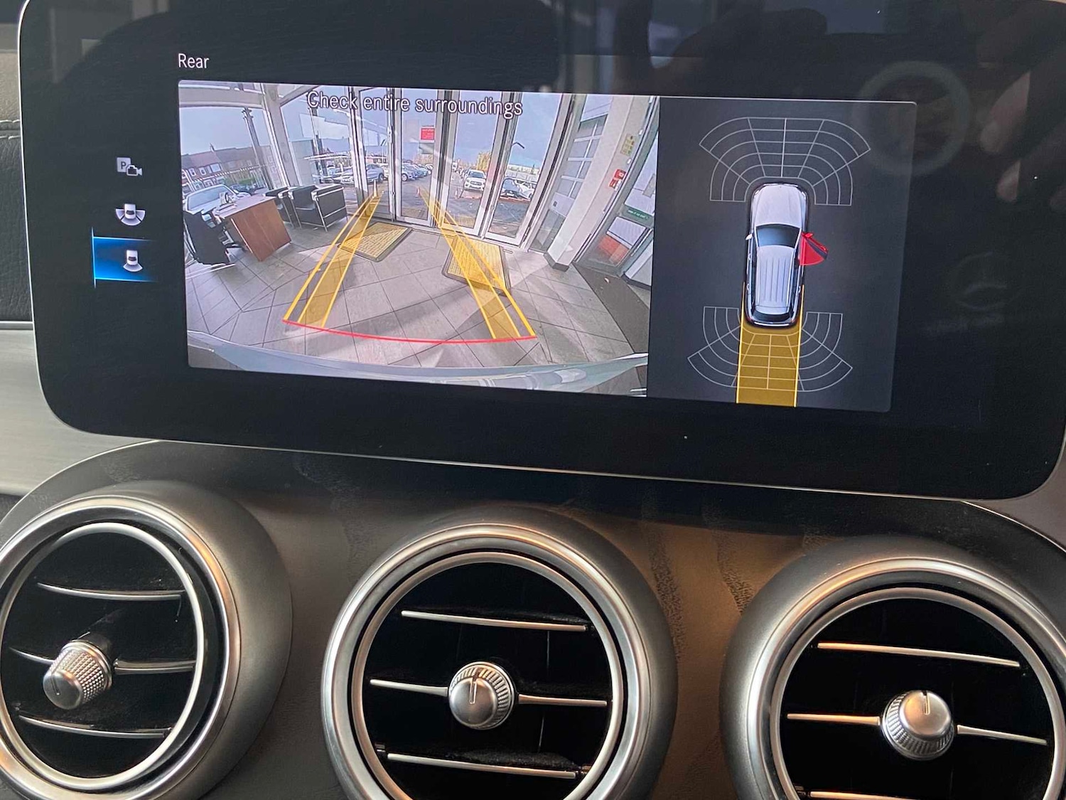 Used Mercedes-Benz GLC 2022 for sale - 76373753: Photo 34