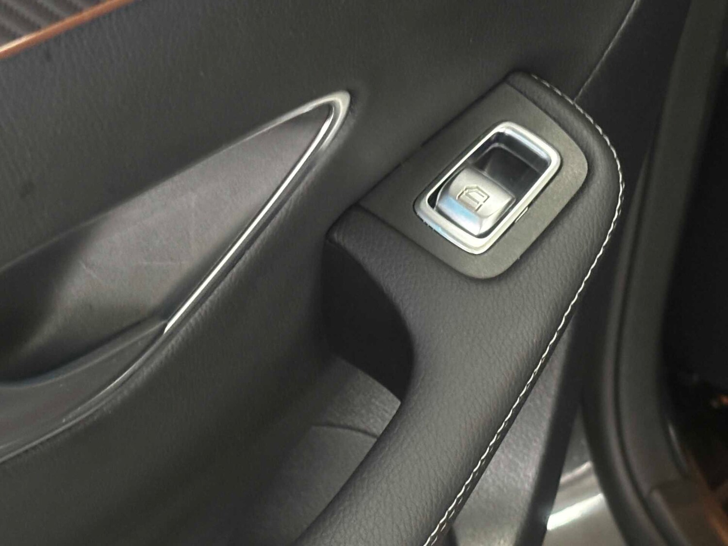 Used Mercedes-Benz EQC 2023 for sale - 78077198: Photo 34