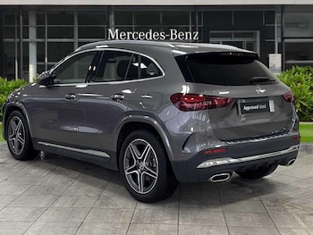 Used Mercedes-Benz GLA 2023 for sale - 76889798: Photo