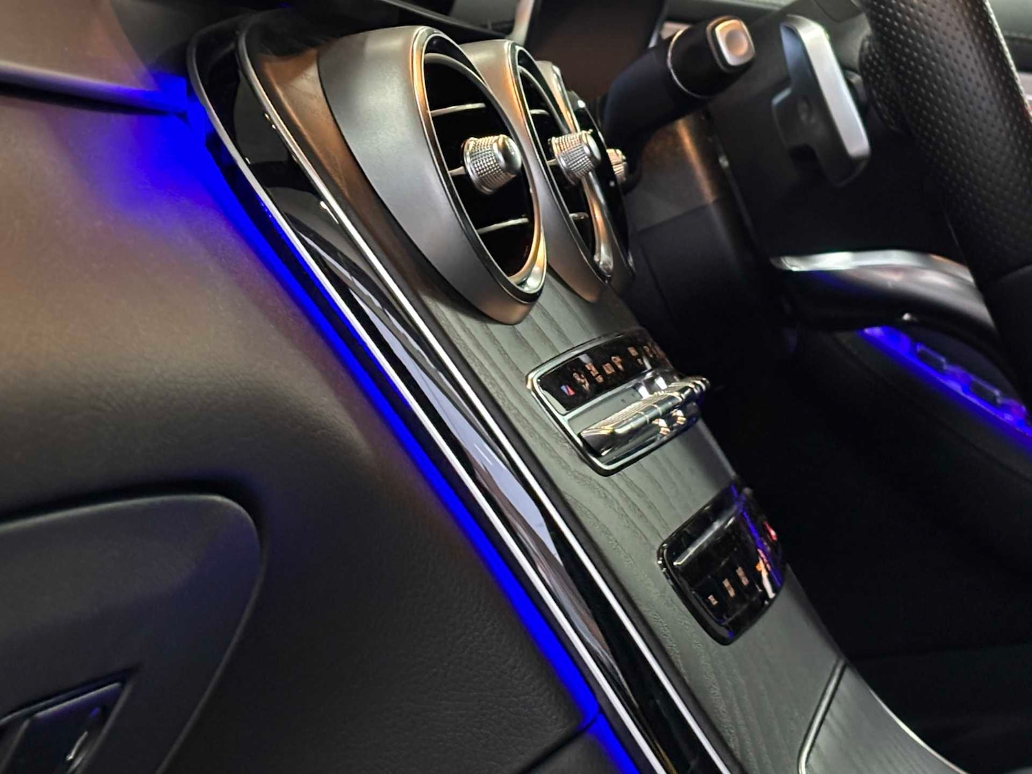 Used Mercedes-Benz GLC for sale - 77068577: Photo 26