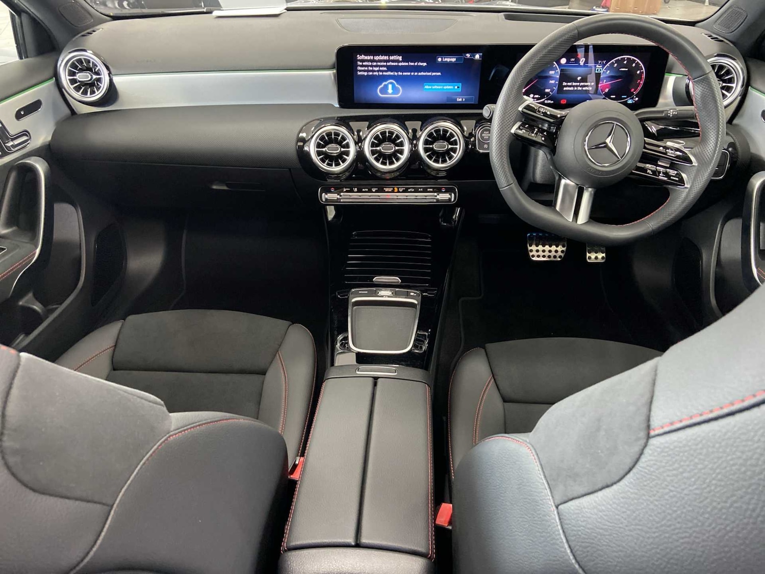 Used Mercedes-Benz A-Class 2024 for sale - 76096557: Photo 27