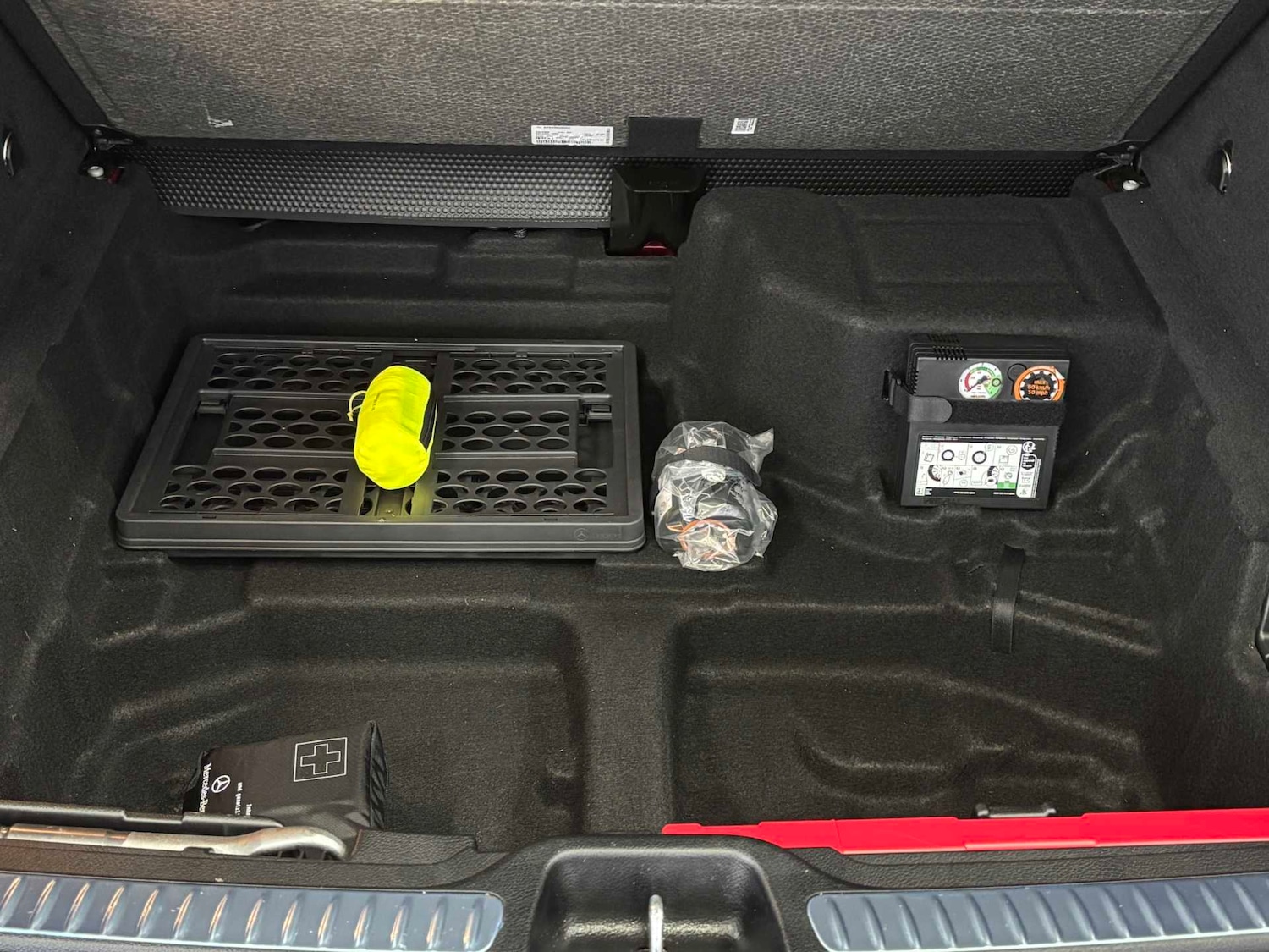 Used Mercedes-Benz GLC 2024 for sale - 77281869: Photo 16