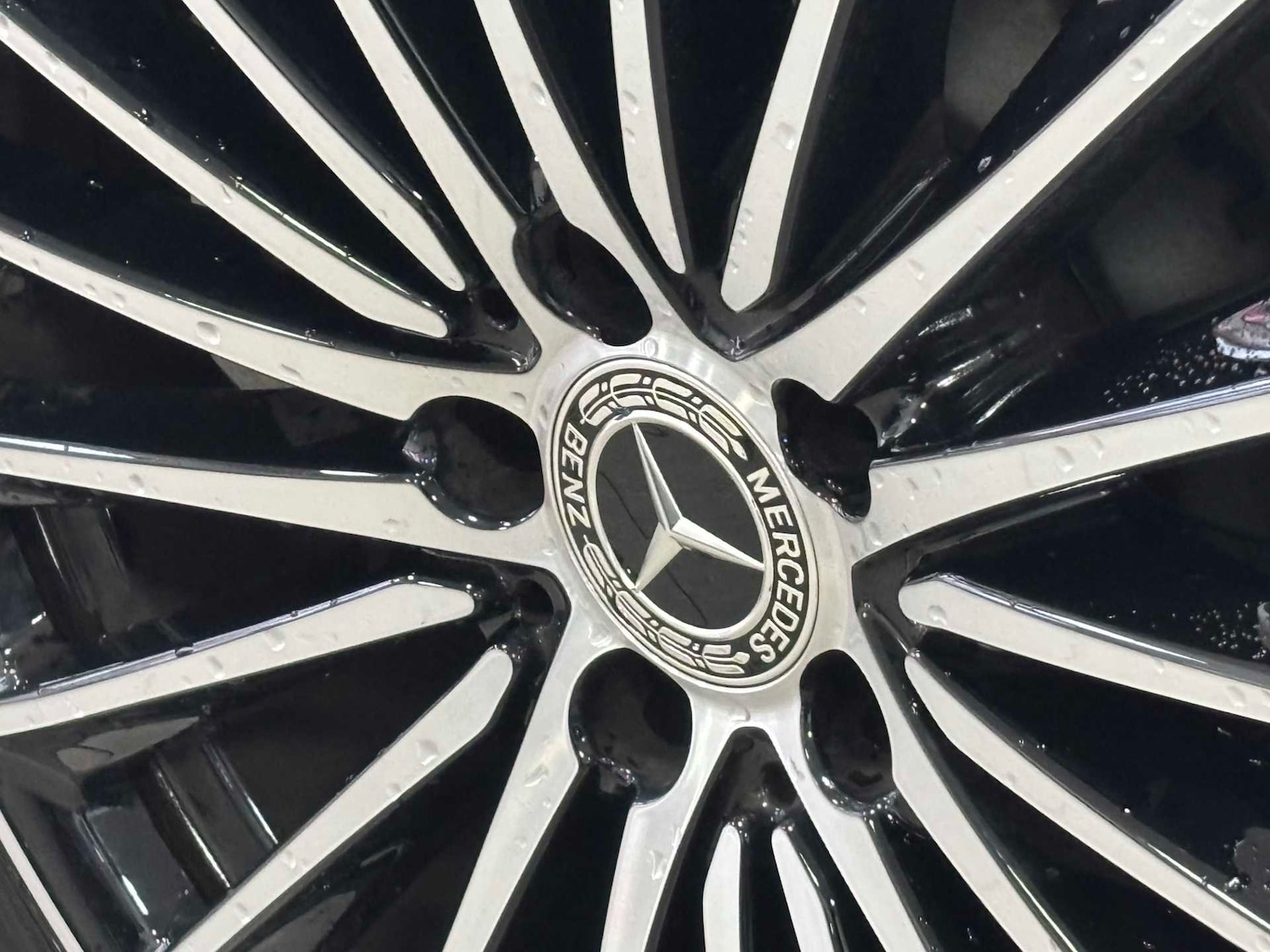 Used Mercedes-Benz GLC 2024 for sale - 77281869: Photo 21