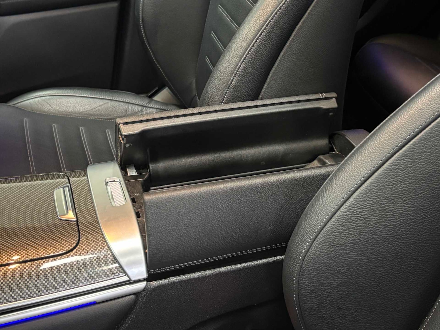 Used Mercedes-Benz GLC 2024 for sale - 77281869: Photo 35