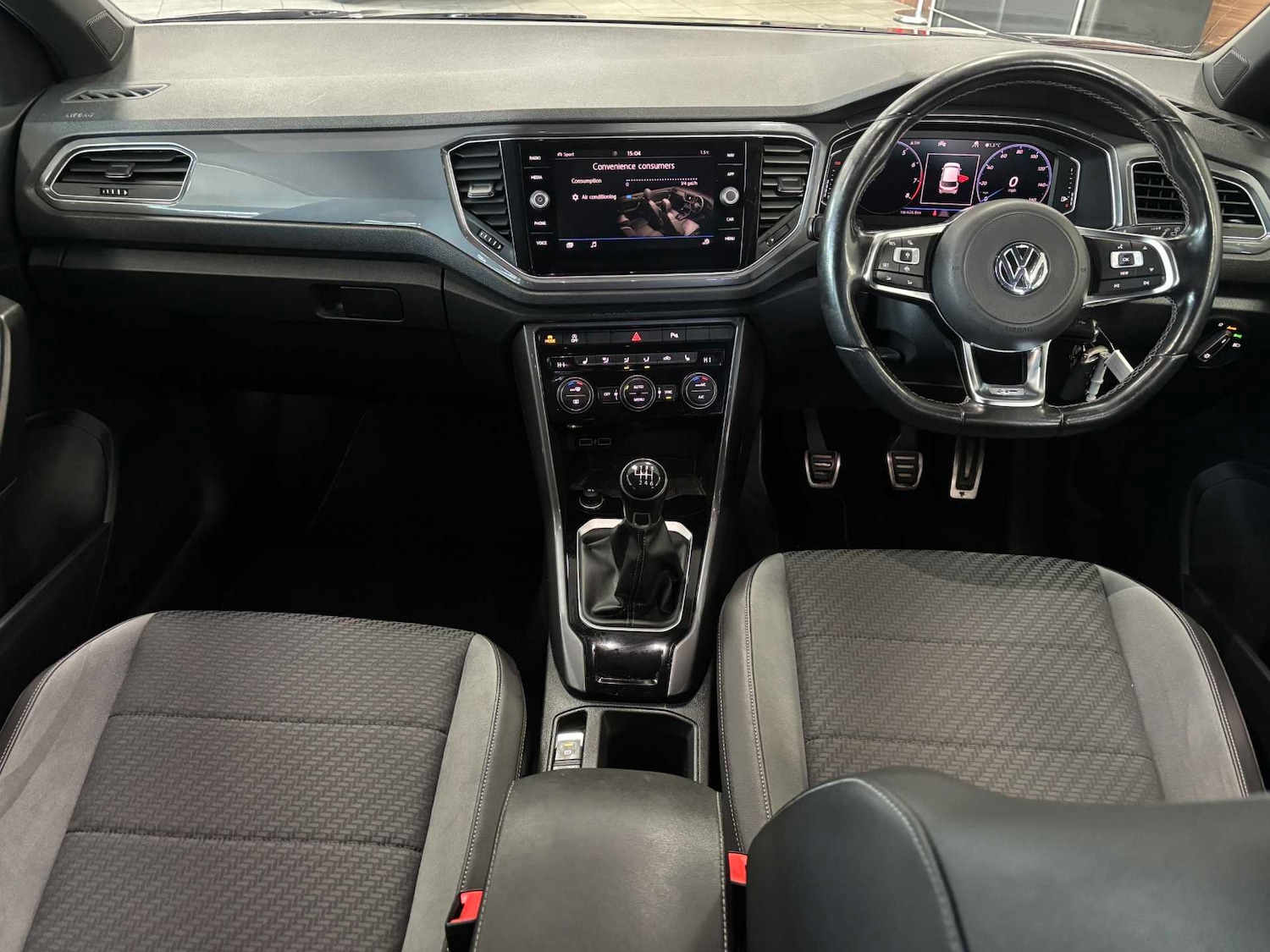 Used Volkswagen T-Roc 2019 for sale - 77032199: Photo 23