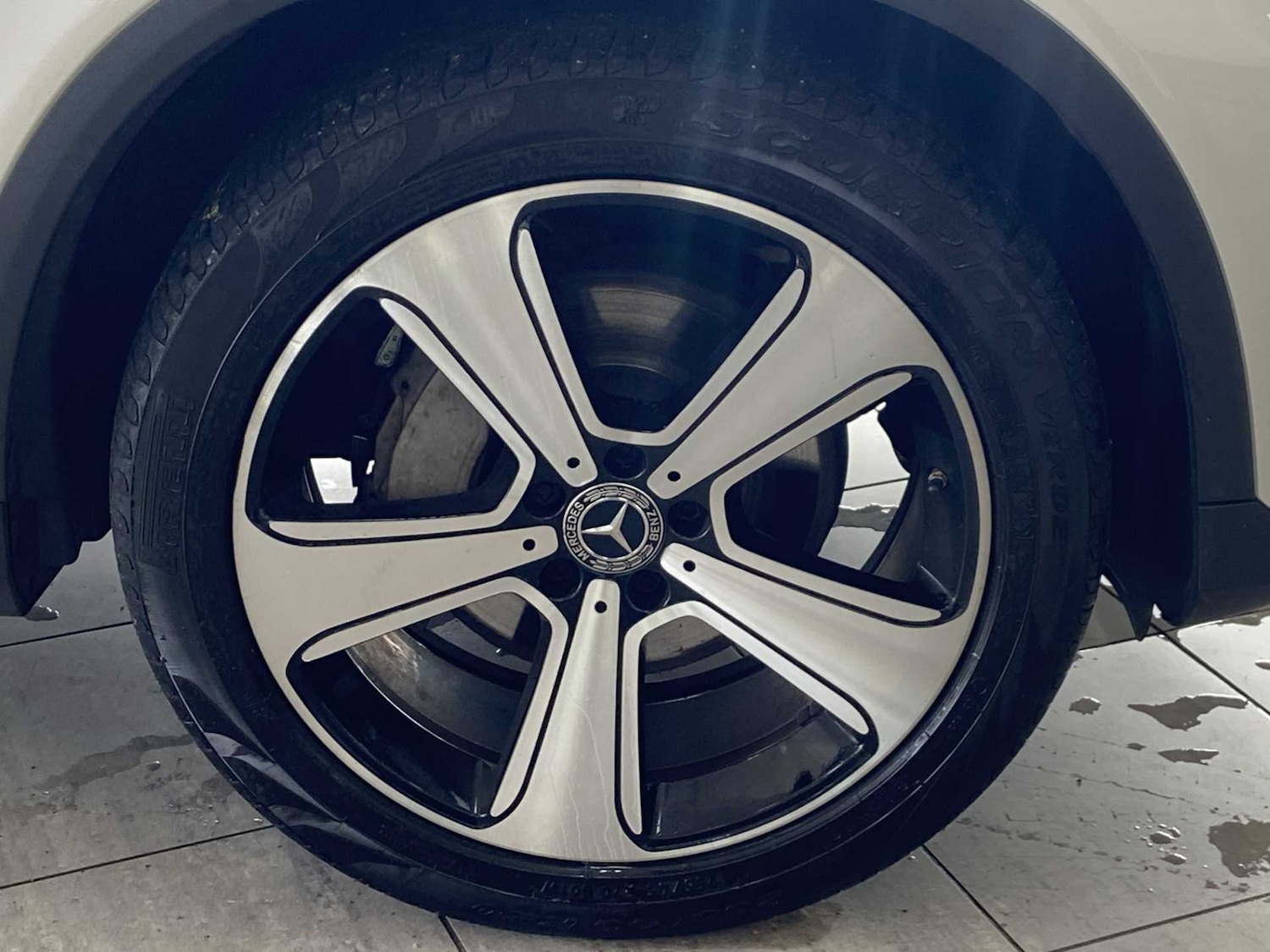 Used Mercedes-Benz GLC 2019 for sale - 76390666: Photo 7