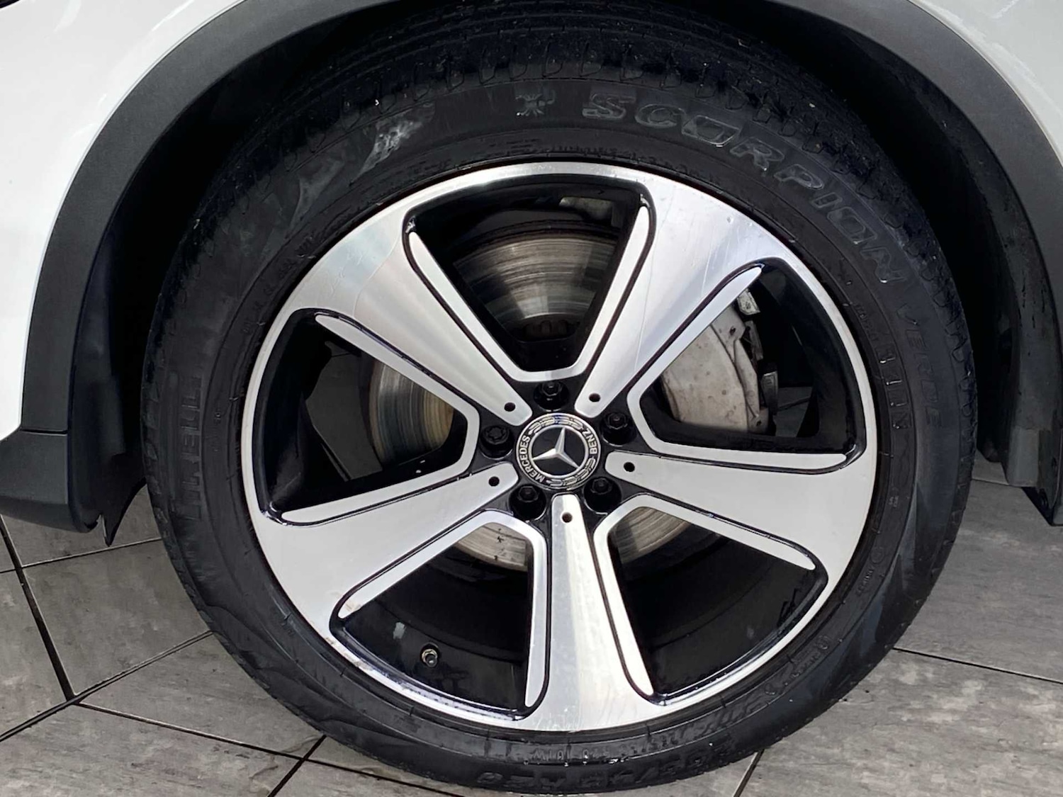 Used Mercedes-Benz GLC 2019 for sale - 76390666: Photo 9