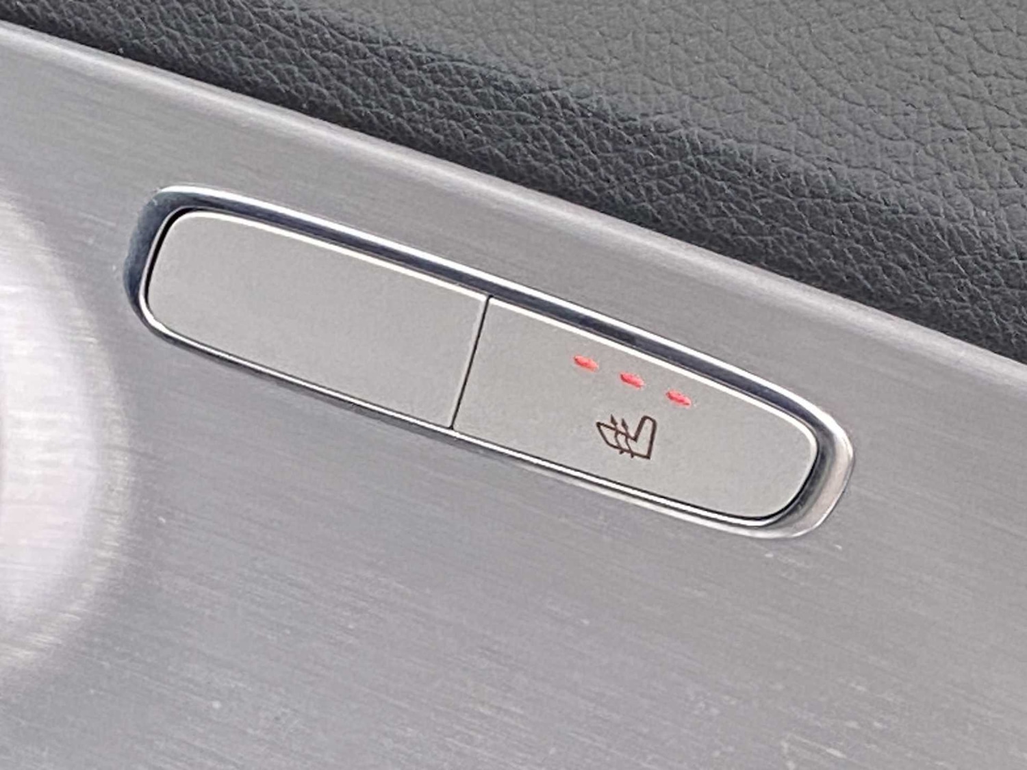 Used Mercedes-Benz C-Class 2021 for sale - 76034708: Photo 23