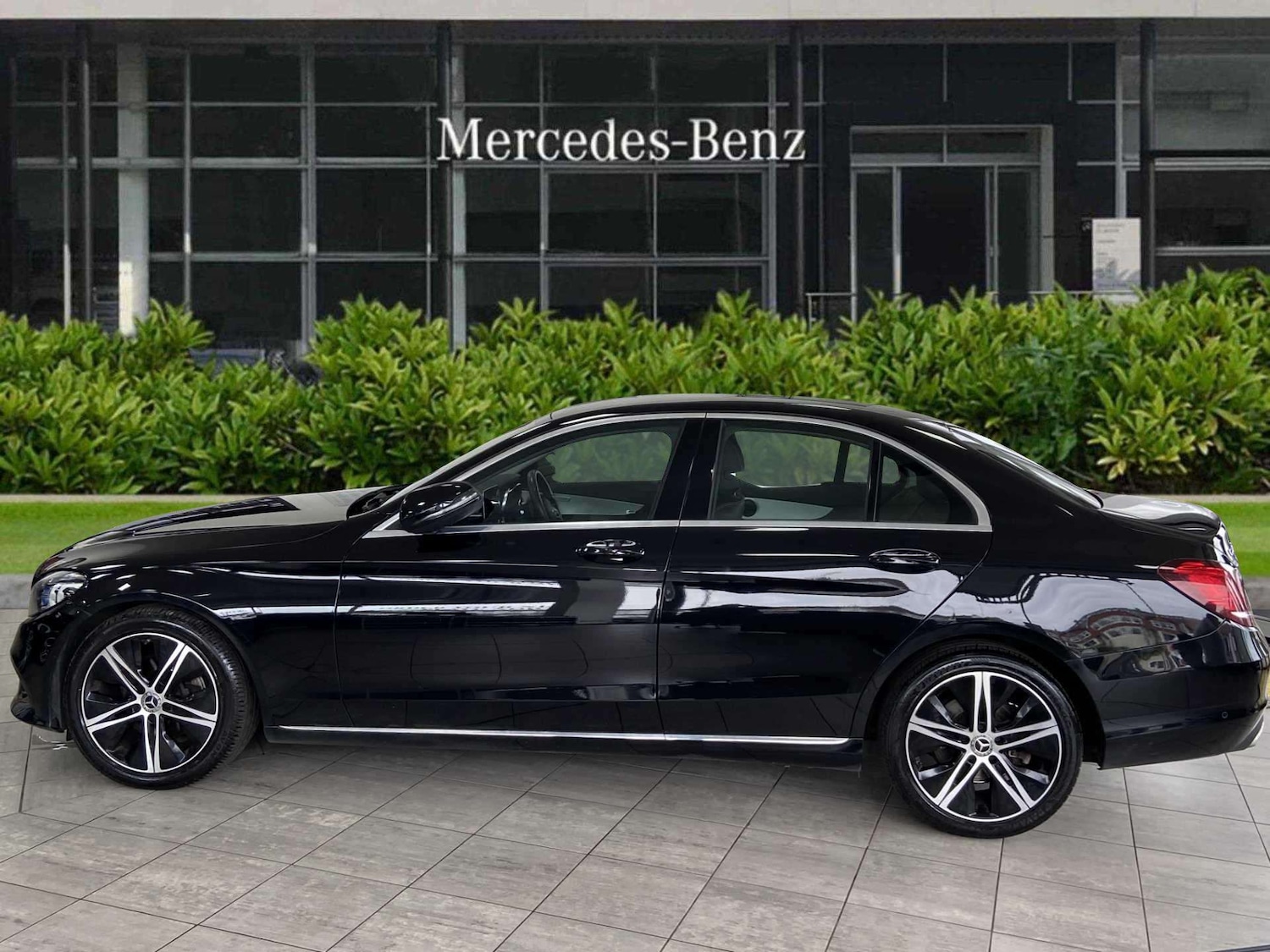Used Mercedes-Benz C-Class 2021 for sale - 76034708: Photo 3