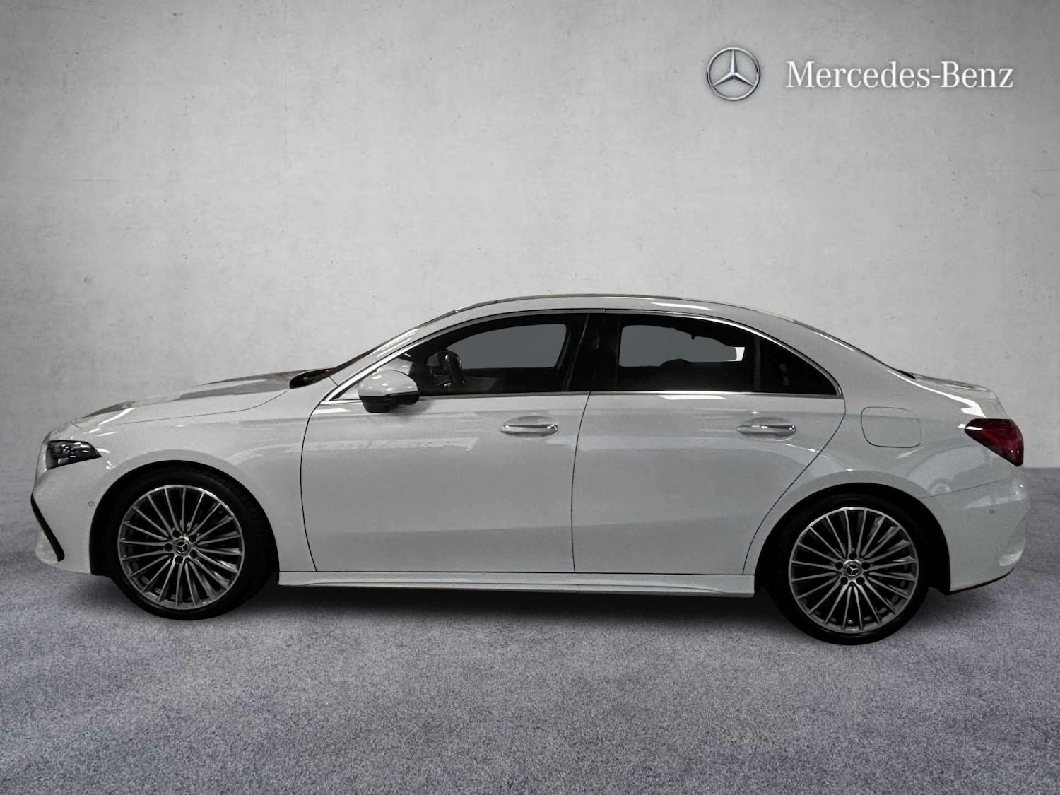 Used Mercedes-Benz A-Class 2023 for sale - 77648925: Photo 3