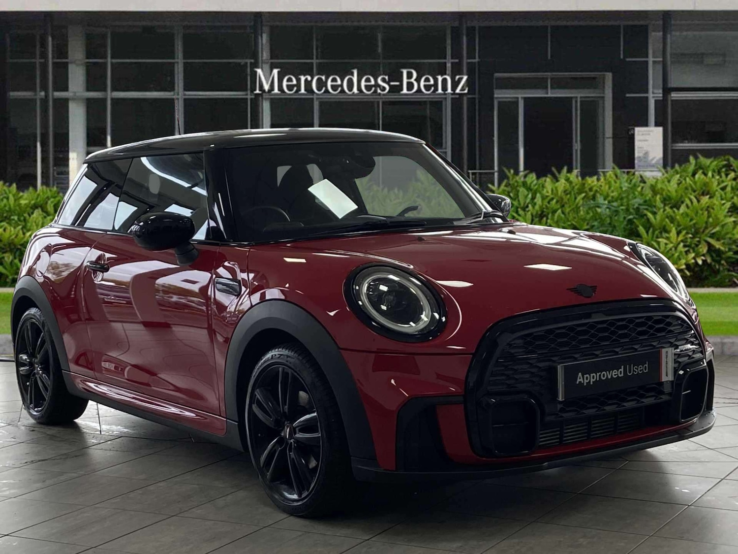 Used MINI Hatch 2023 for sale - 76329360: Photo 1