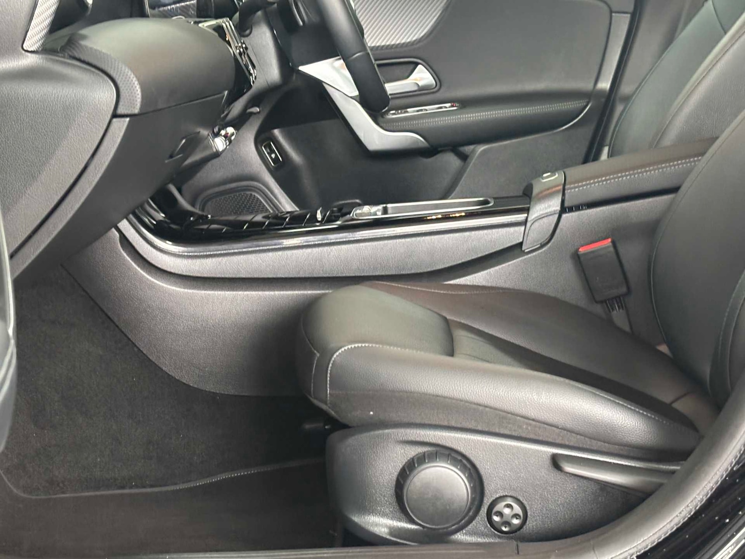 Used Mercedes-Benz CLA 2024 for sale - 77164426: Photo 24