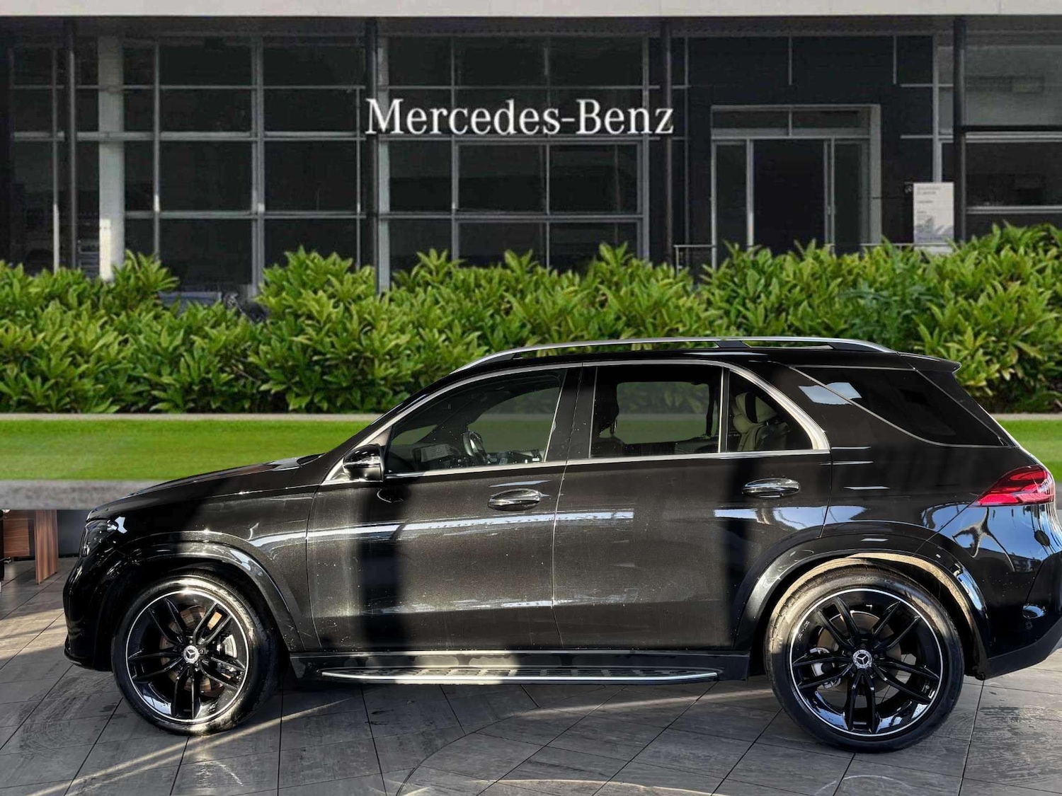 Used Mercedes-Benz GLE 2024 for sale - 77772151: Photo 3