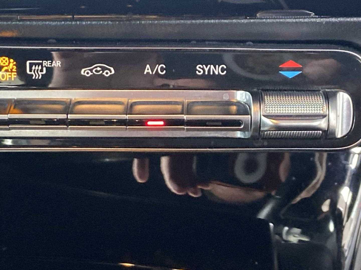 Used Mercedes-Benz CLA 2023 for sale - 76459807: Photo 35