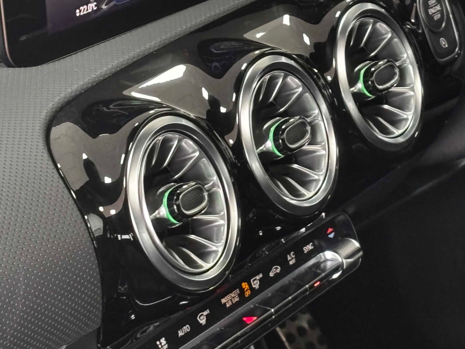 Used Mercedes-Benz CLA 2024 for sale - 77601137: Photo 26