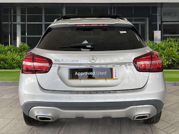 Used Mercedes-Benz GLA 2019 for sale - 75951365: Photo