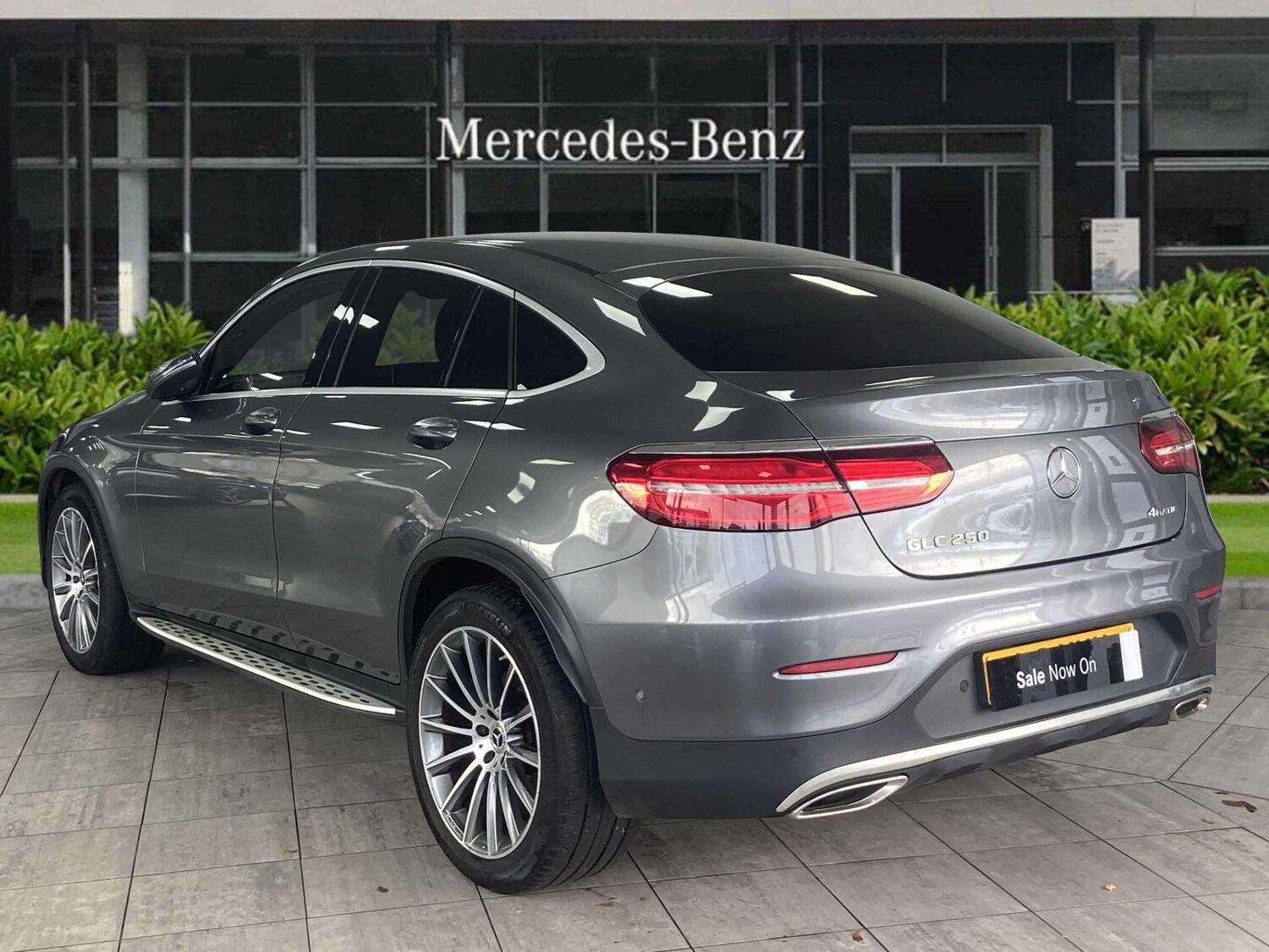 Used Mercedes-Benz GLC 2019 for sale - 76435829: Photo 3