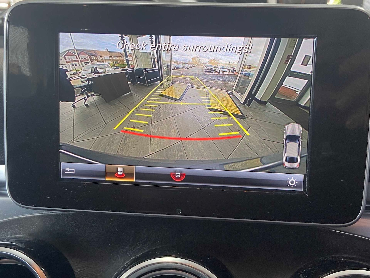 Used Mercedes-Benz GLC 2019 for sale - 76435829: Photo 32