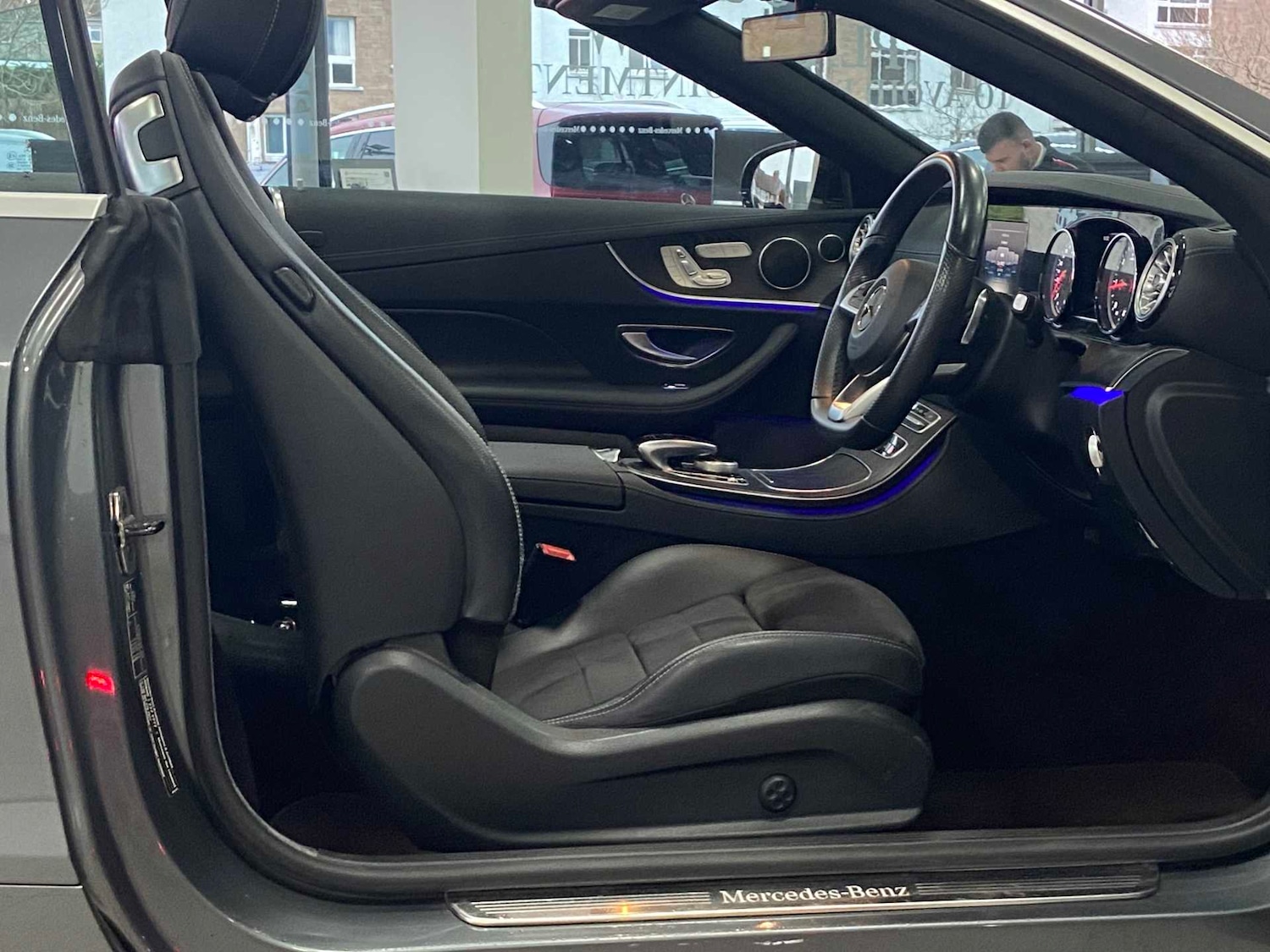 Used Mercedes-Benz E Class 2018 for sale - 76804847: Photo 32