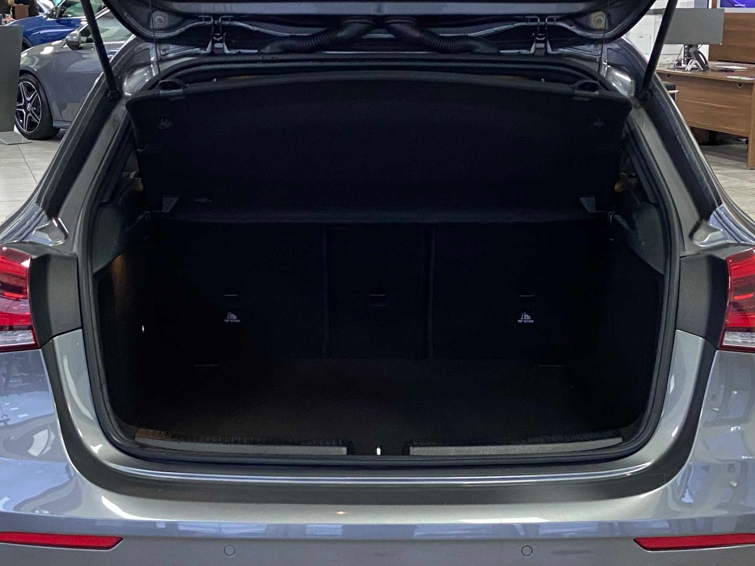 Used Mercedes-Benz A-Class 2019 for sale - 76804931: Photo 11