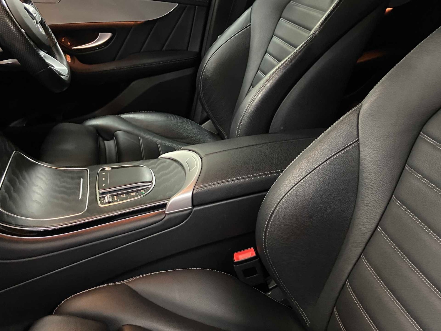 Used Mercedes-Benz GLC 2022 for sale - 76746108: Photo 18