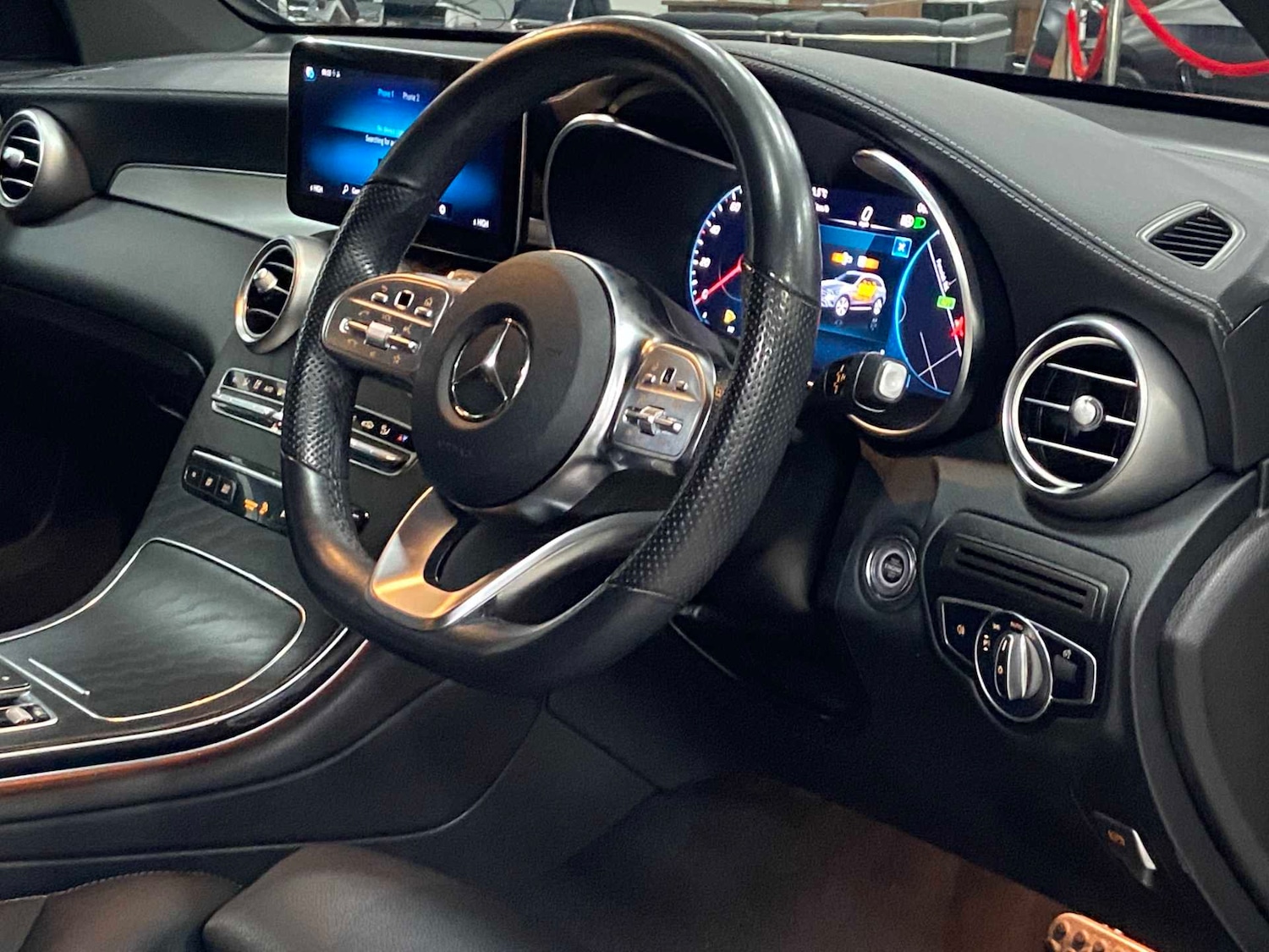 Used Mercedes-Benz GLC 2022 for sale - 76746108: Photo 30