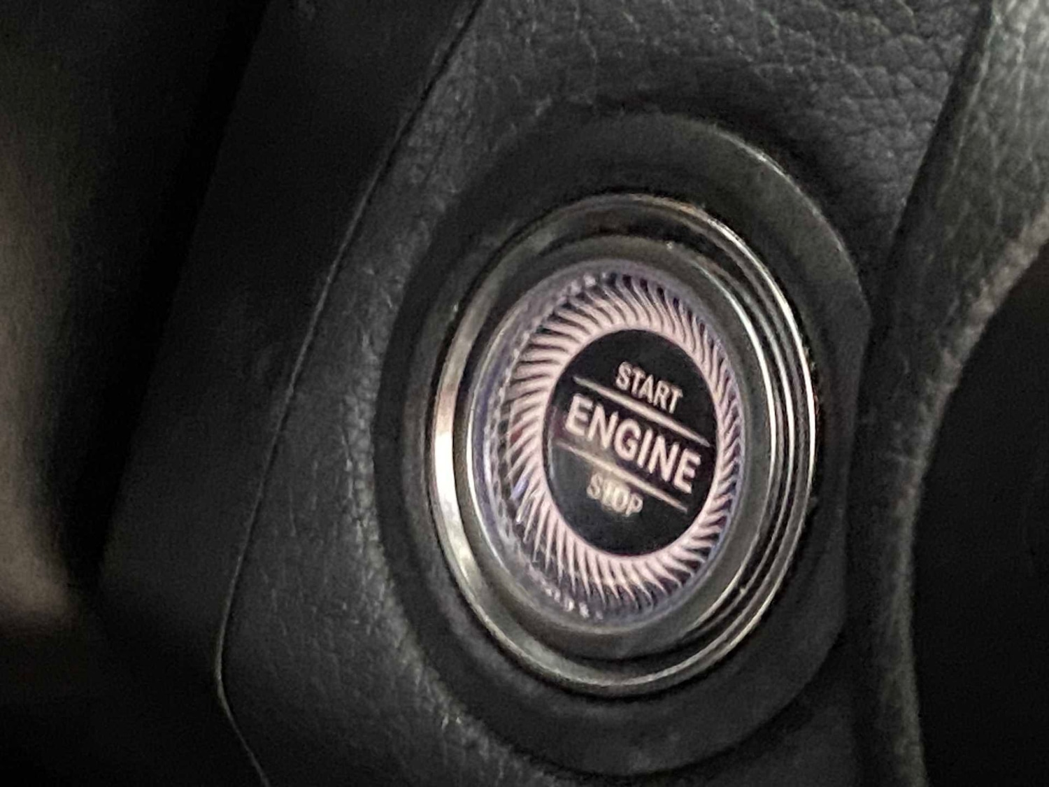 Used Mercedes-Benz GLC 2022 for sale - 76746108: Photo 33