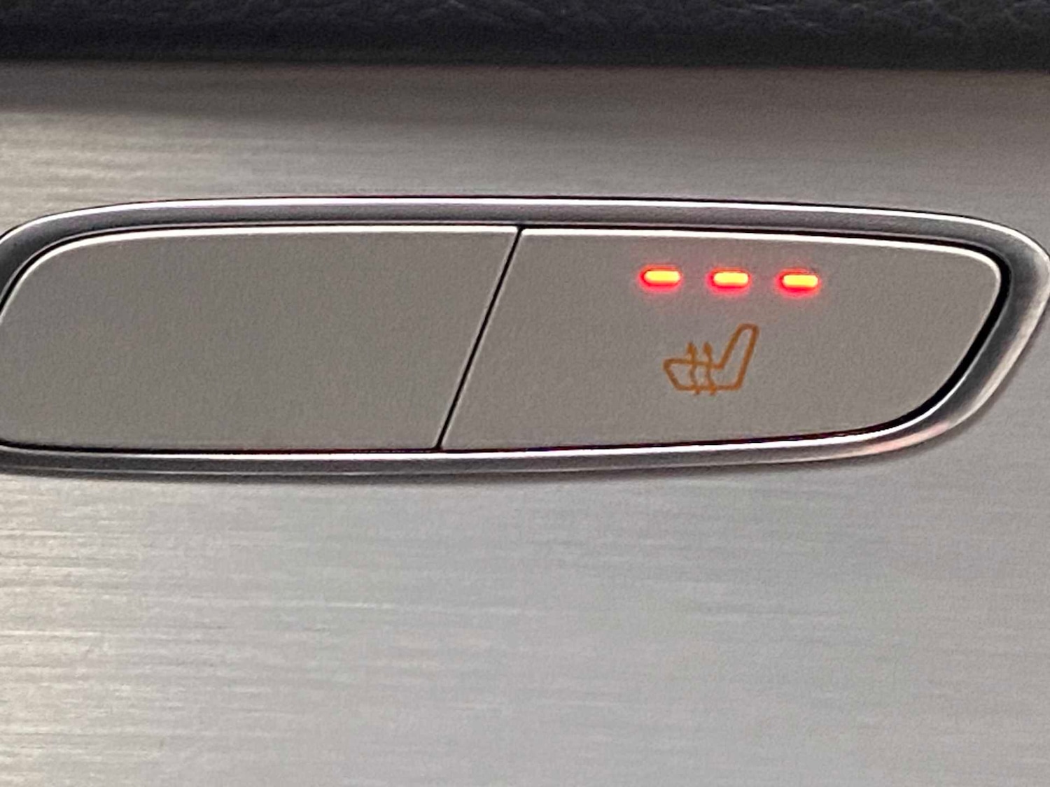 Used Mercedes-Benz GLC 2022 for sale - 76746108: Photo 34