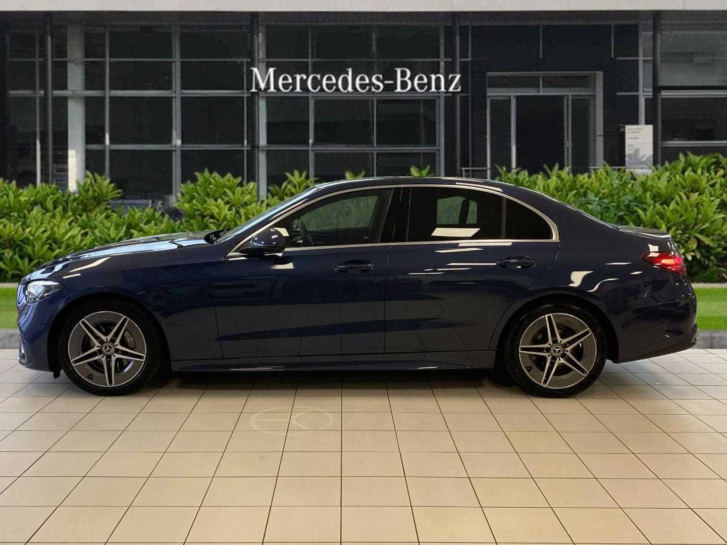 Used Mercedes-Benz C Class 2024 for sale - 77333914: Photo 3