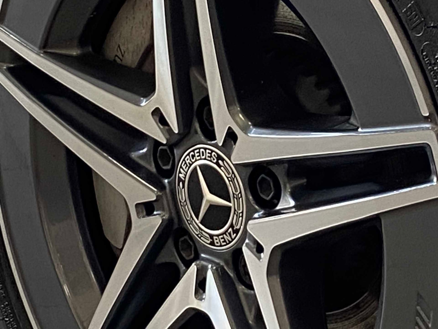 Used Mercedes-Benz C Class 2024 for sale - 76718263: Photo 11