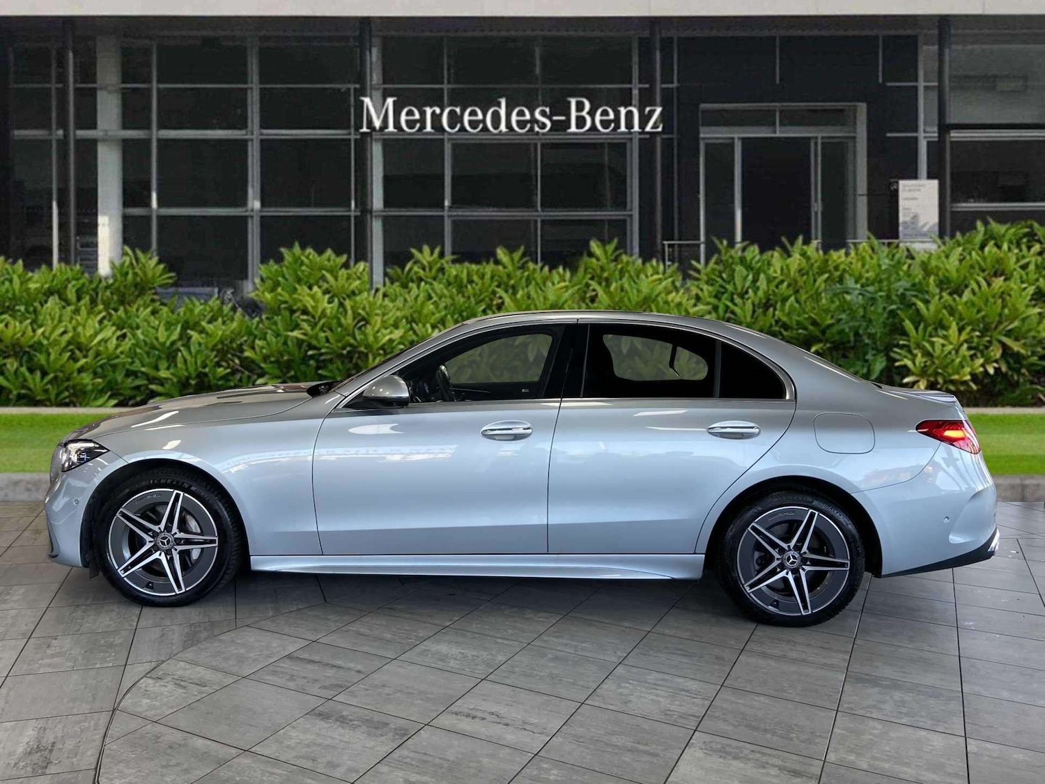 Used Mercedes-Benz C Class 2024 for sale - 76718263: Photo 3