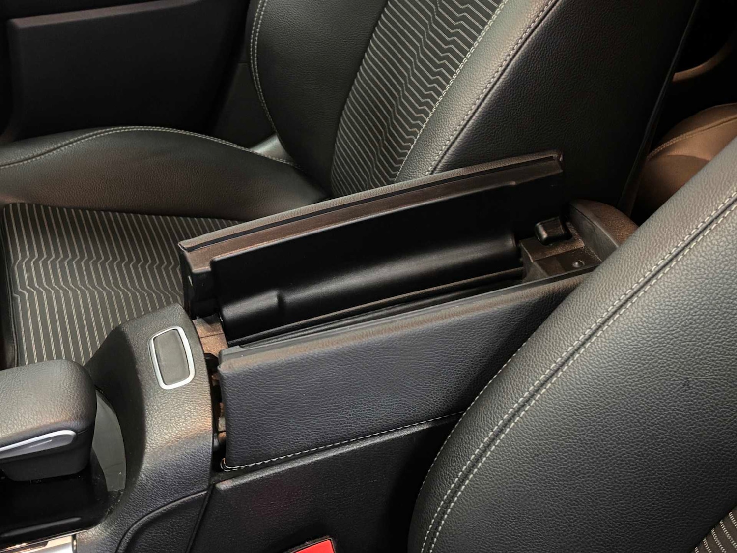 Used Mercedes-Benz GLA 2020 for sale - 77726852: Photo 25