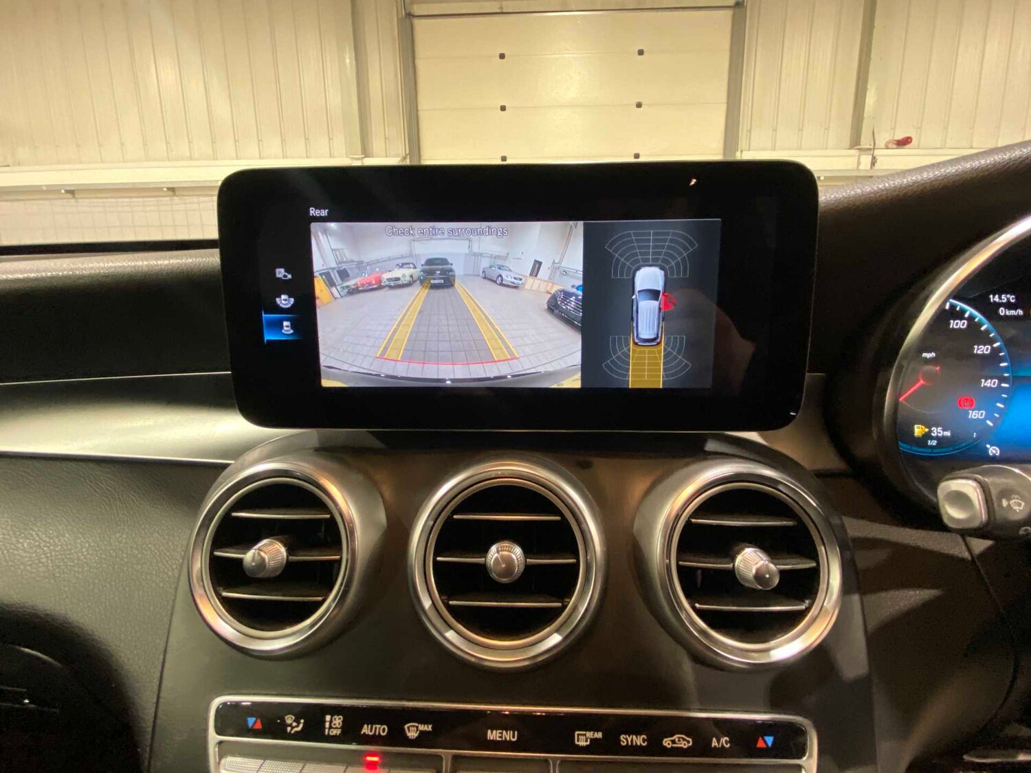 Used Mercedes-Benz GLC 2021 for sale - 77674581: Photo 35