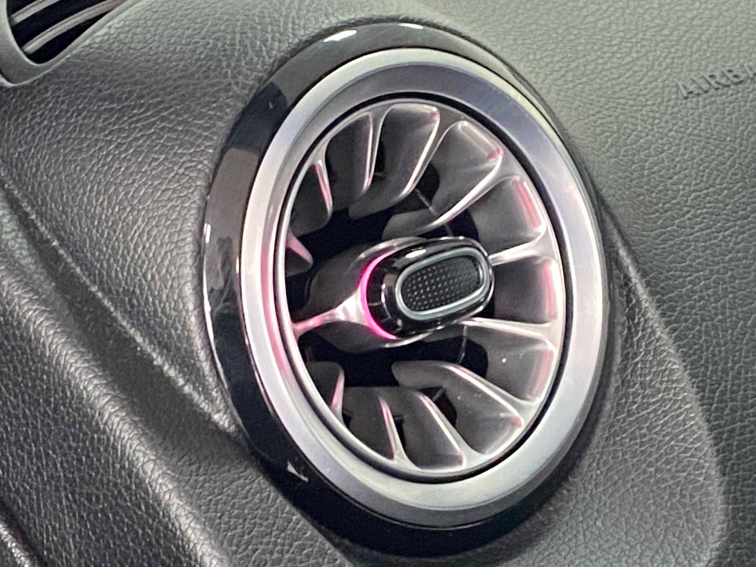 Used Mercedes-Benz GLB 2025 for sale - 76411330: Photo 23