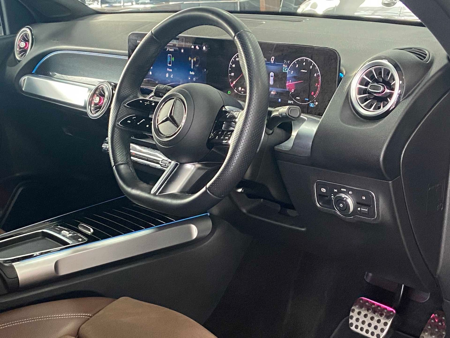 Used Mercedes-Benz GLB 2025 for sale - 76411330: Photo 27