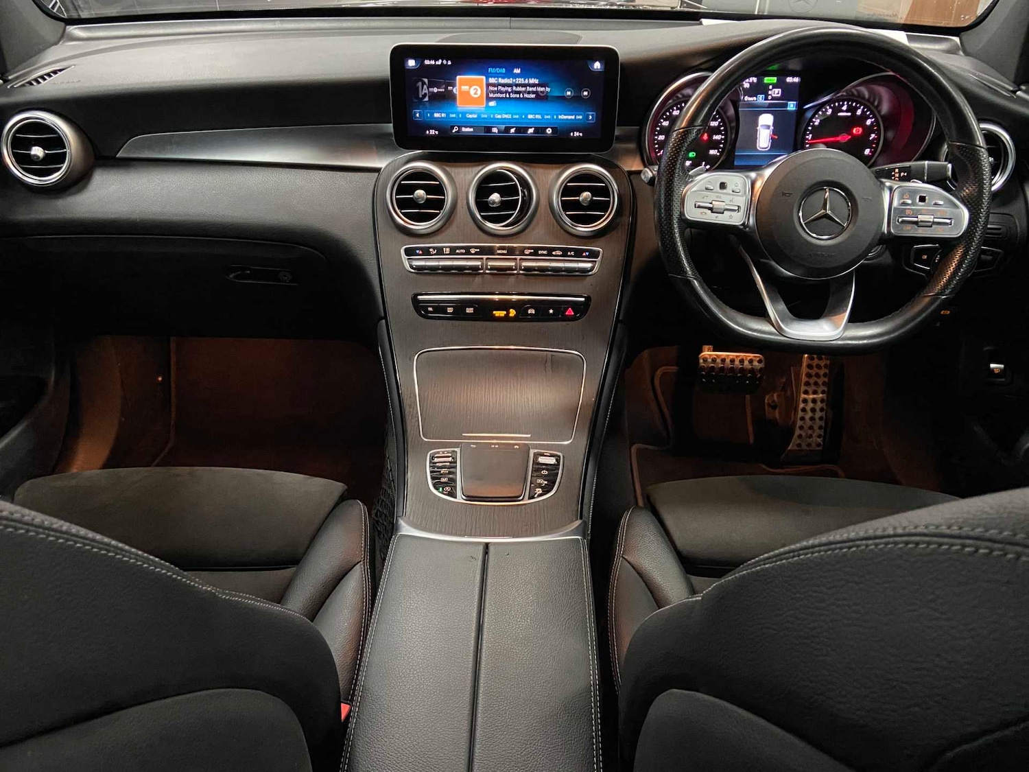 Used Mercedes-Benz GLC 2020 for sale - 76774290: Photo 25