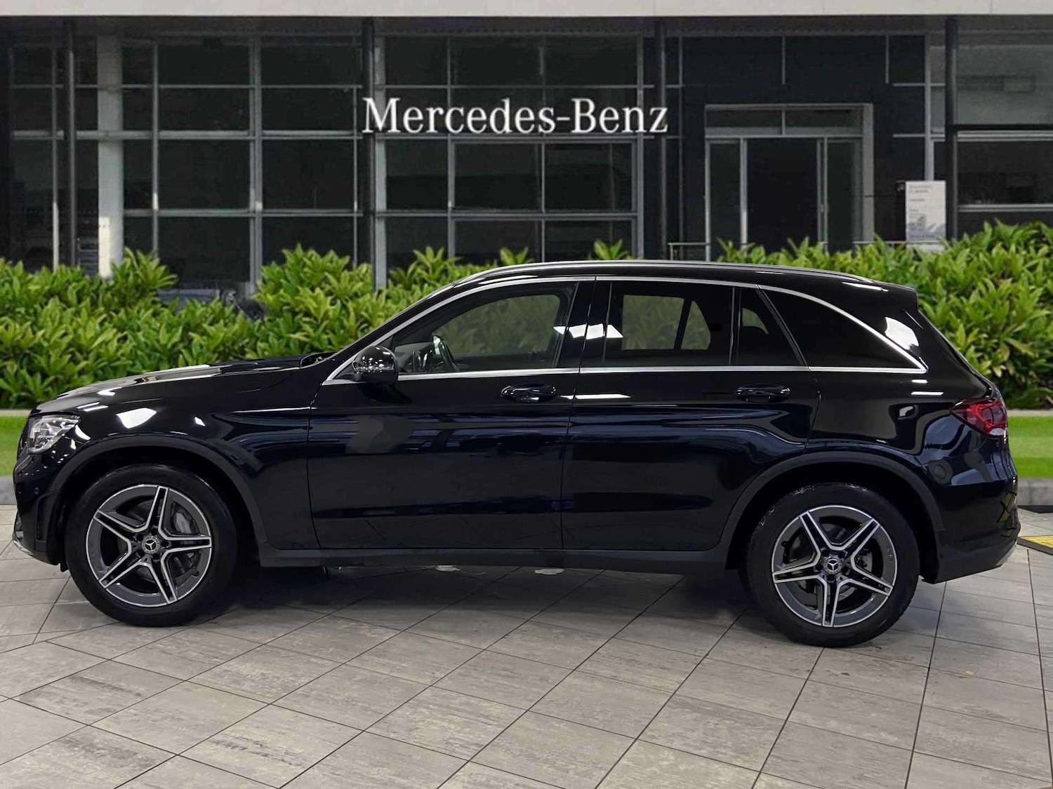 Used Mercedes-Benz GLC 2020 for sale - 76774290: Photo 3