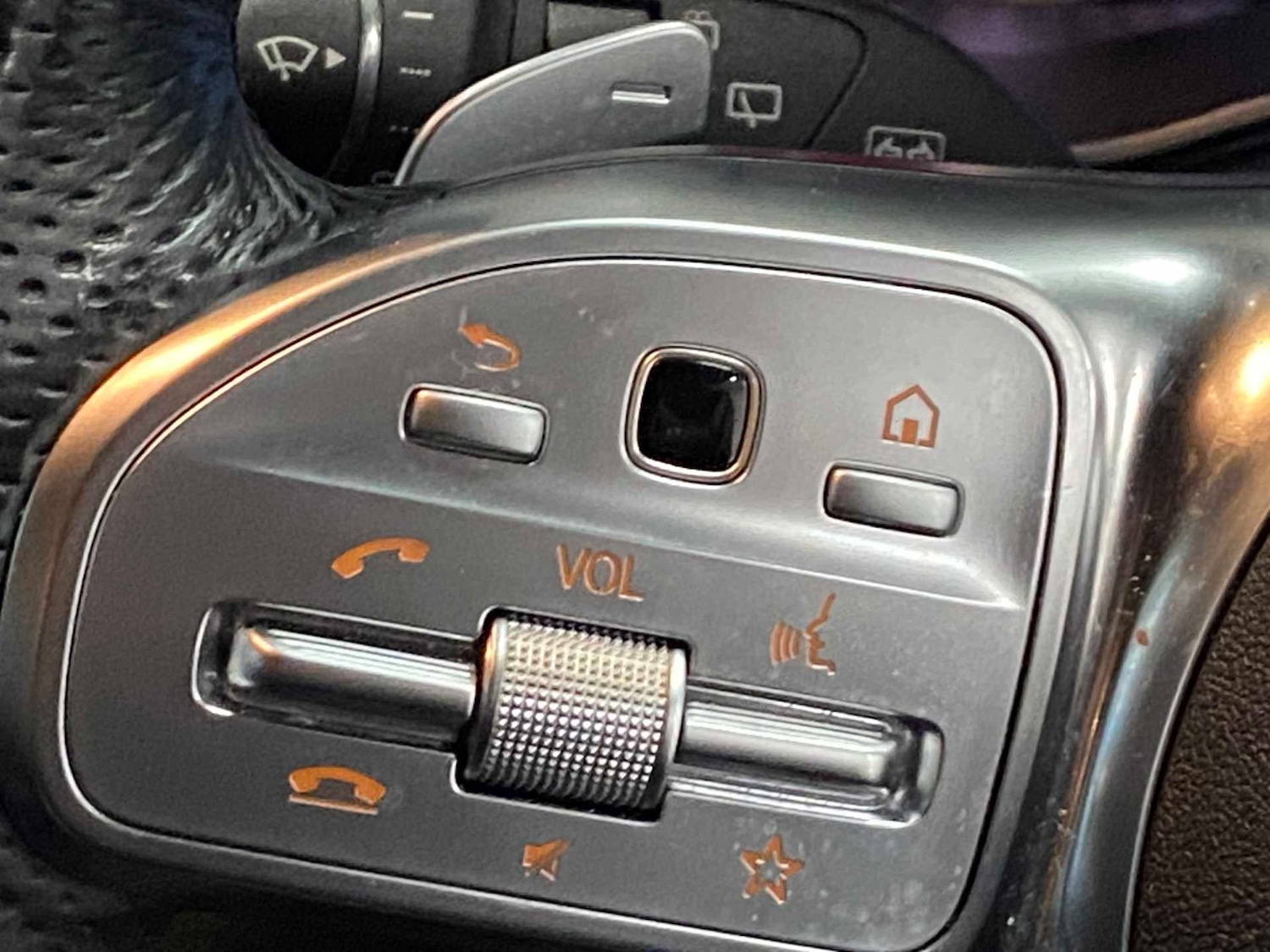 Used Mercedes-Benz GLC 2020 for sale - 76774290: Photo 34