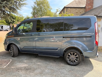 Used Ford Tourneo Custom 2020 for sale - 79468038: Photo