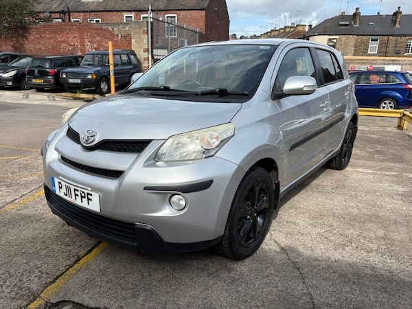 Used Toyota Urbancruiser 2011 for sale - 76075849: Photo 3