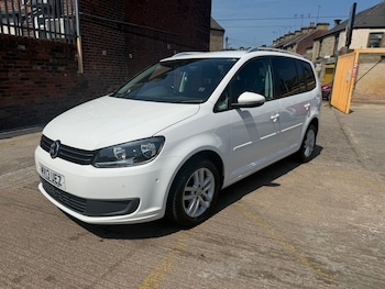 Used Volkswagen Touran 2013 for sale - 79240606: Photo