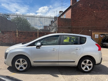 Used Peugeot 3008 2013 for sale - 79030911: Photo