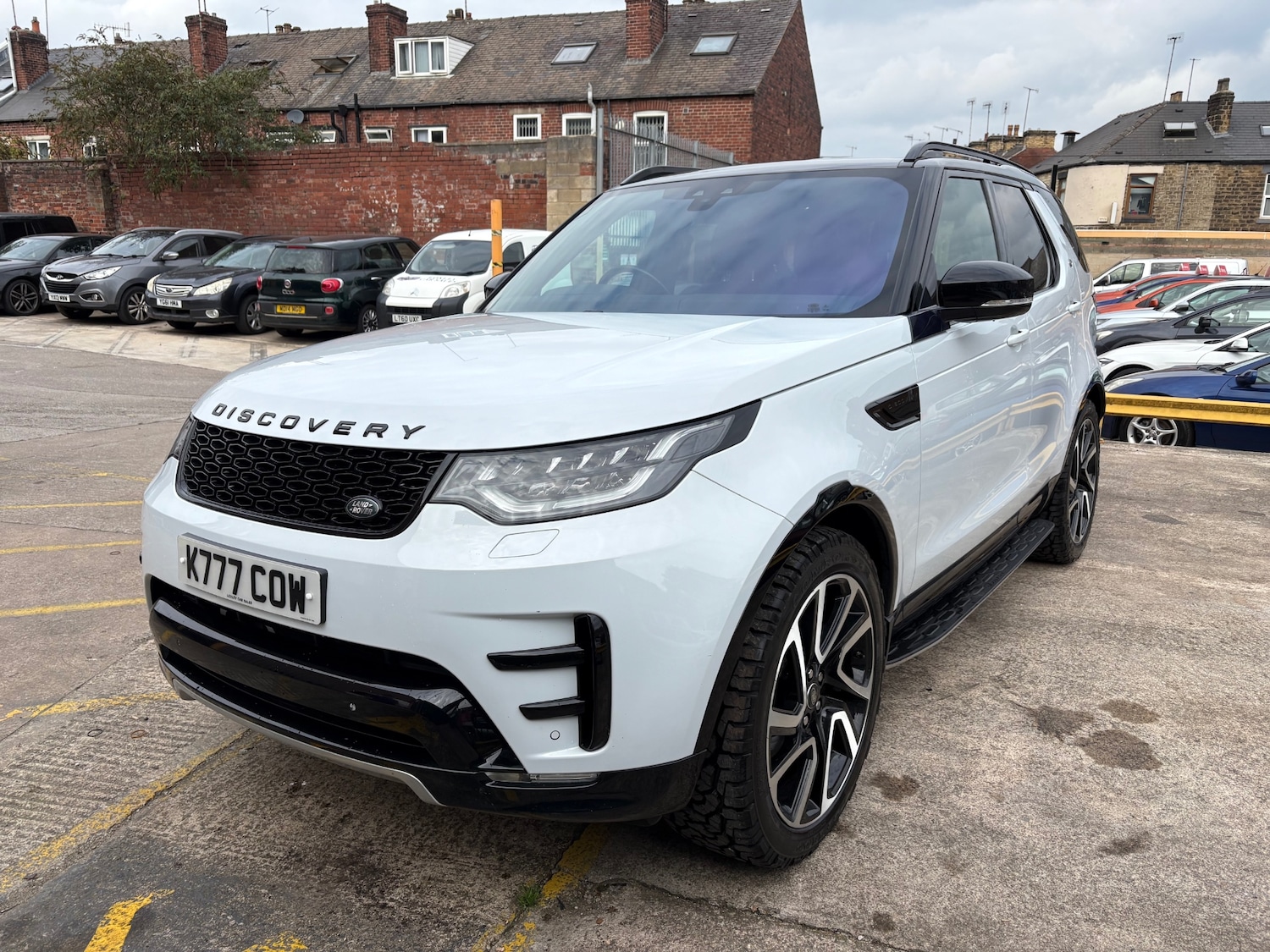 Used Land Rover Discovery 2017 for sale - 76114151: Photo 3