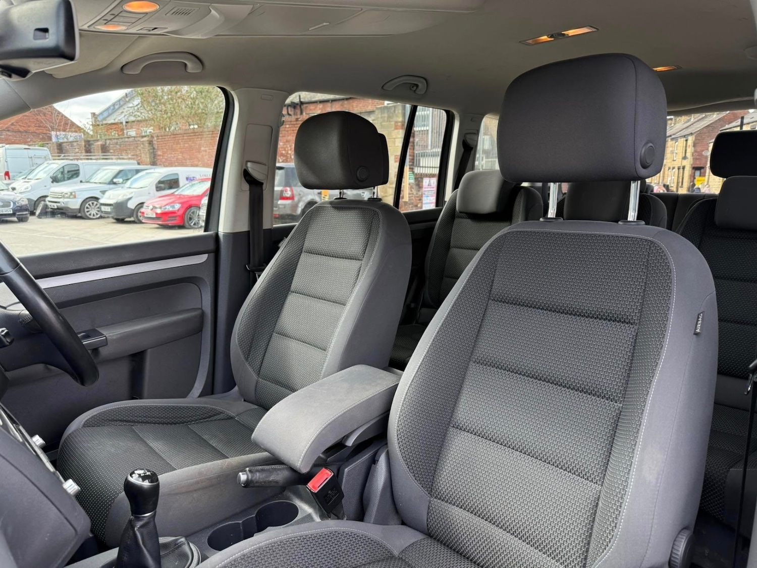 Used Volkswagen Touran 2015 for sale - 77094249: Photo 12