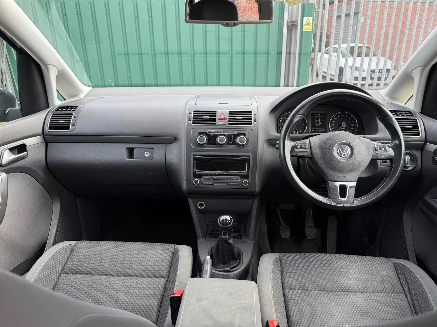 Used Volkswagen Touran 2015 for sale - 77094249: Photo 13