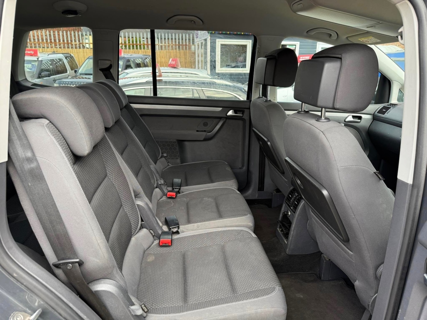 Used Volkswagen Touran 2015 for sale - 77094249: Photo 15